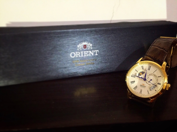 Orient 65週年 限量金檳色