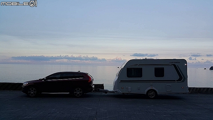 VOLVO帶我們全家去旅行.圖多慎入.