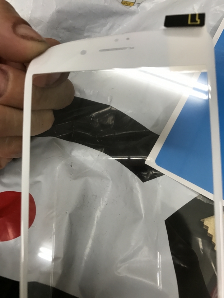 給有需要玻璃貼的跟保護殼參考