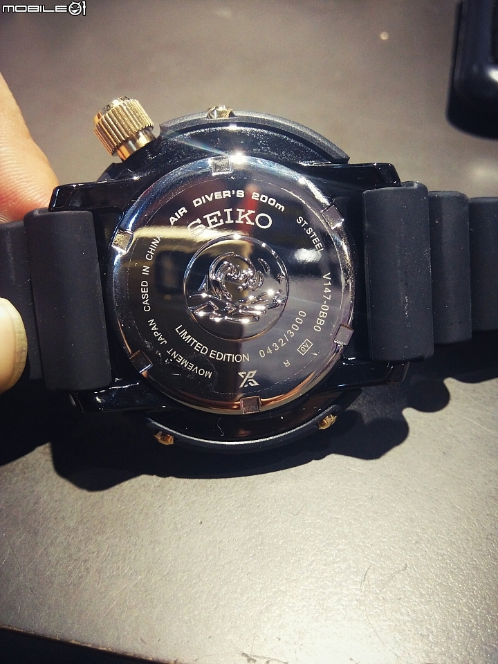 【簡易開箱】SEIKO SBDN028J PROSPEX DIVER SCUBA 太陽能鮪魚罐頭