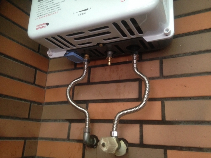屋外型熱水器快速更換