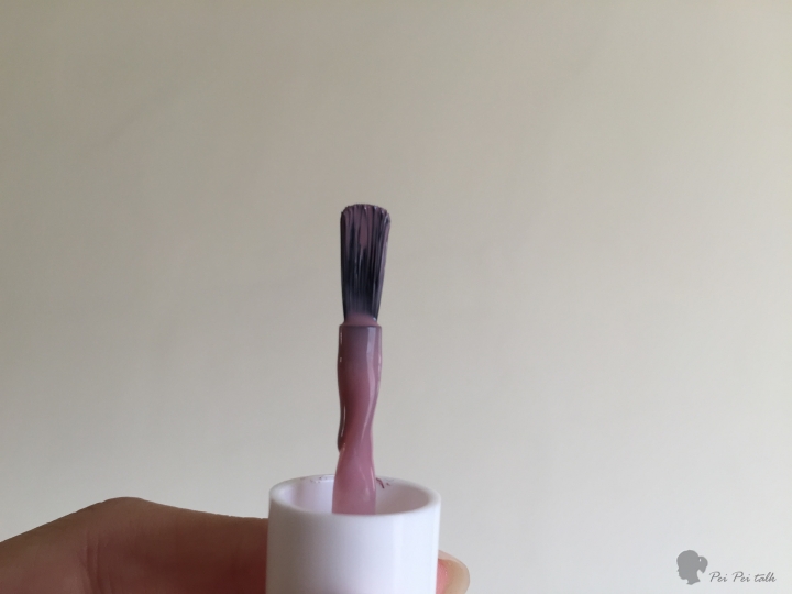 ESSIE-GEL COUTURE 光療指甲油-SHEER FANTASY、TOUCH UP-試色-超推!!!