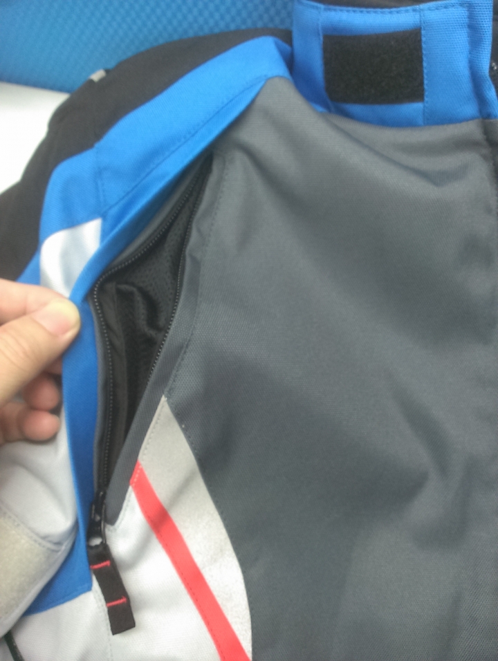 [推薦文!!] 長野~ Alpinestars~四季防摔衣~MEGATON WATERPROOF