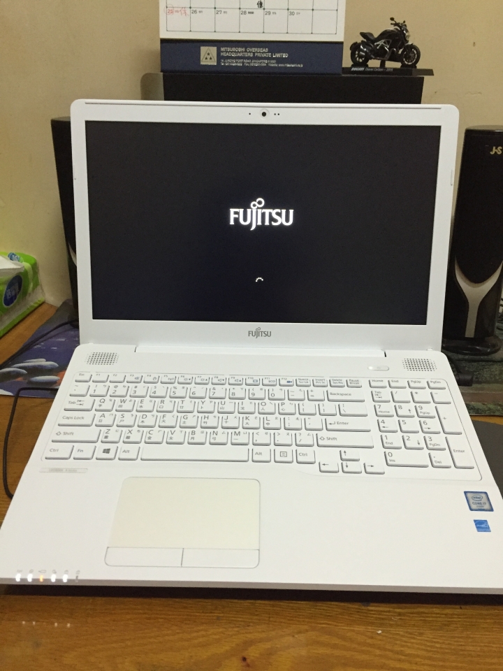 Fujitsu AH556 (小白的反撲)開箱文