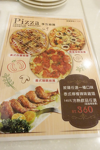 【食記】板橋新埔站。OyamiCaf'e(新埔店)~超夢幻下午茶餐廳
