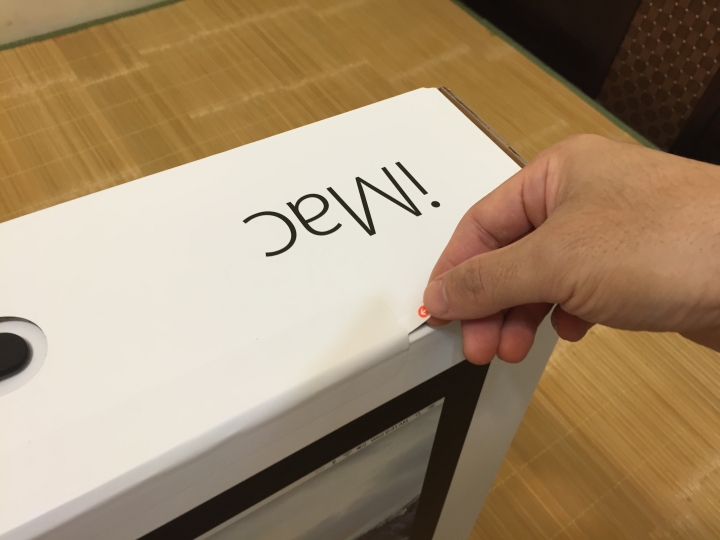 2015 late 21.5" iMac Retina 4K VESA版開箱 + iErgoArm螢幕支架