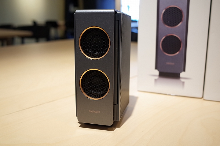 [開箱]迷你體積的驚人嗓音~BenQ treVolo S靜電藍牙喇叭~