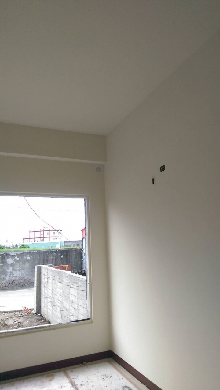 建商冷氣預留位置相關(急)