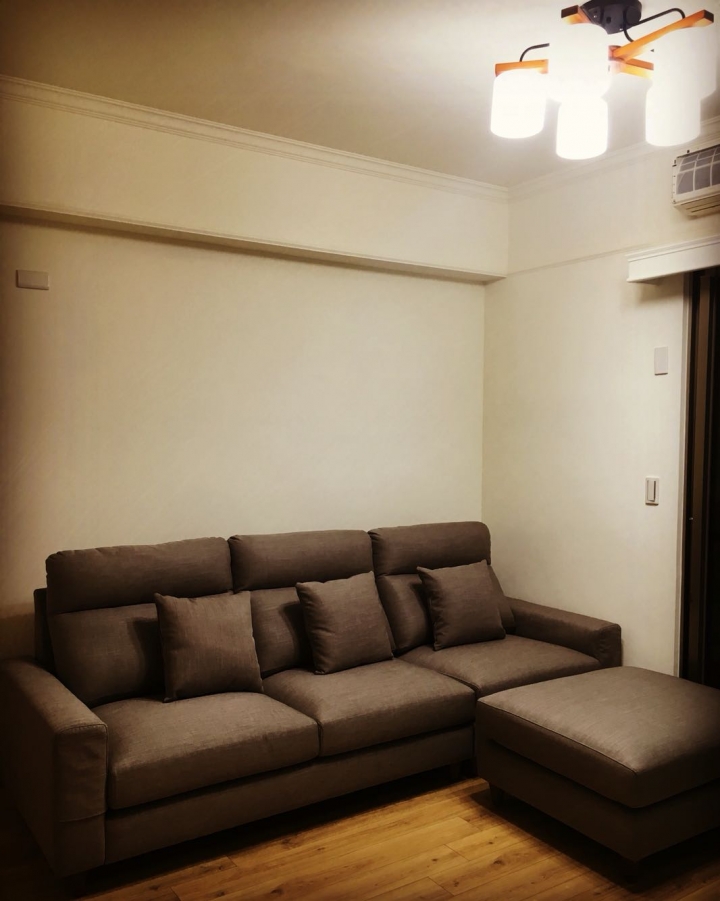 沙發開箱～新北市沙發工廠～2016.10.04更新泥作、水電&Egger 木地板