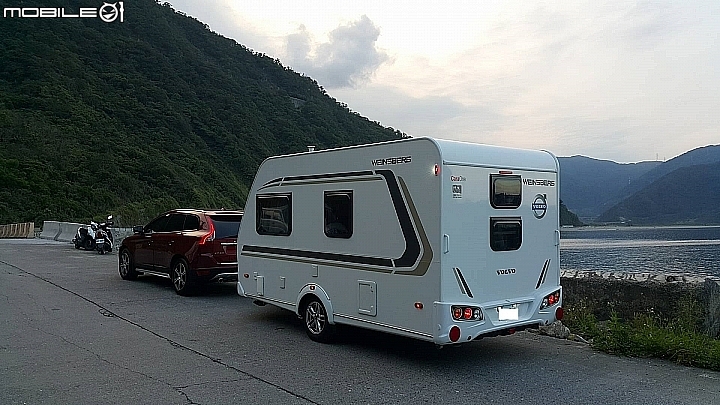 VOLVO帶我們全家去旅行.圖多慎入.