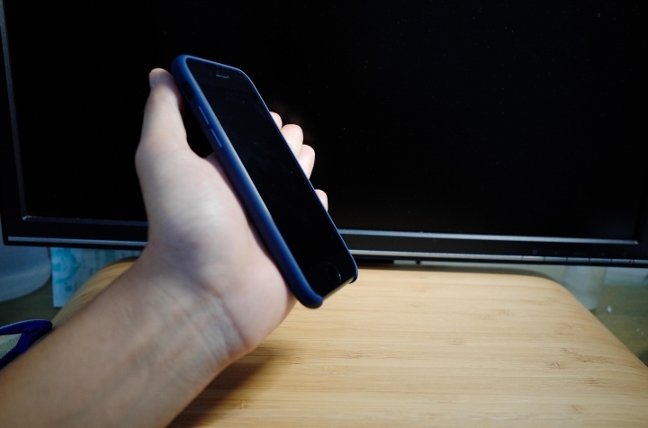 iPhone 7 SGP & 原廠矽膠護套 - 開箱分享