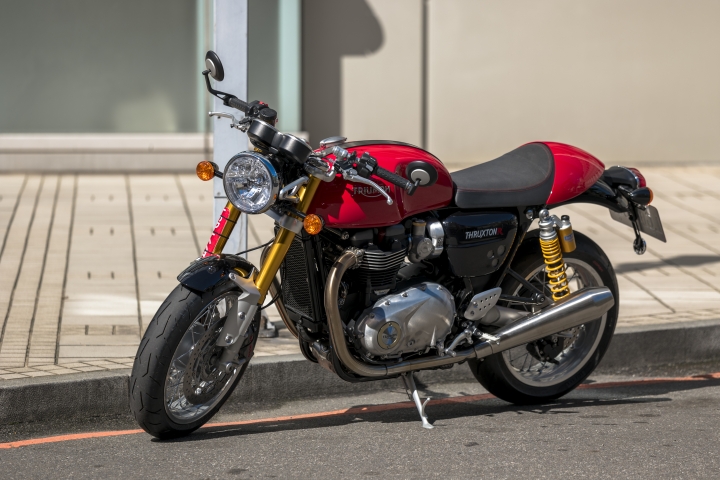 TRIUMPH THRUXTON R 新手駕駛