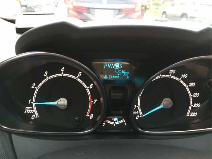 Fiesta 1.0T 火紅特仕版開箱！內含心得分享。（新增油耗加及載物照片）