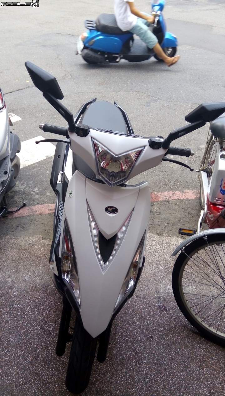 vjr125 abs雙碟2016 消光白黑