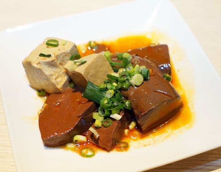 〔食〕【台南吃到飽】二鍋壽喜燒／涮涮鍋吃到飽｜Focus樓上。就是要大口吃肉吃到飽！