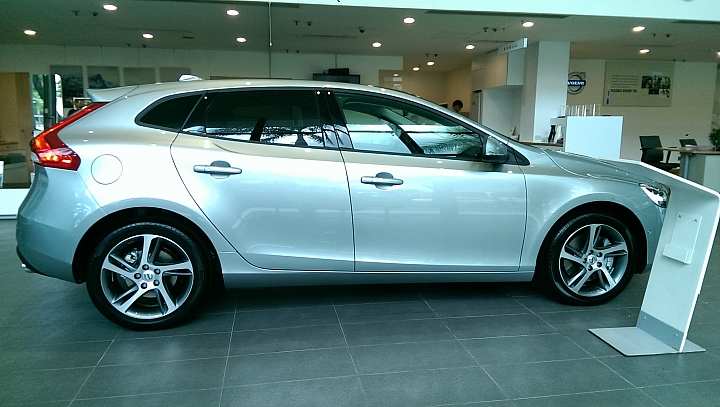 VOLVO非試不可試駕活動 - 【 Volvo V40試駕心得分享 】