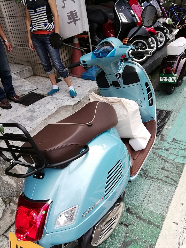 vespa gts 70th 簡易開箱