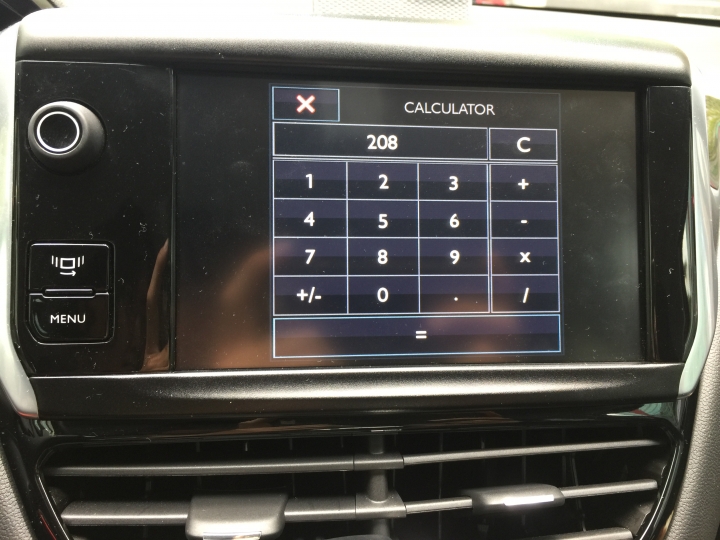 Peugeot 208 with apple car play測試報告