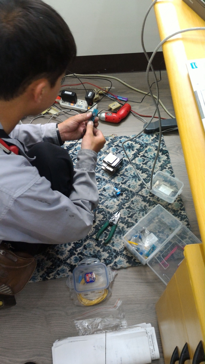 高雄市 中華電信+Hinet 的光世代[FTTH](300M/100M) 供裝全紀錄+完整測試心得