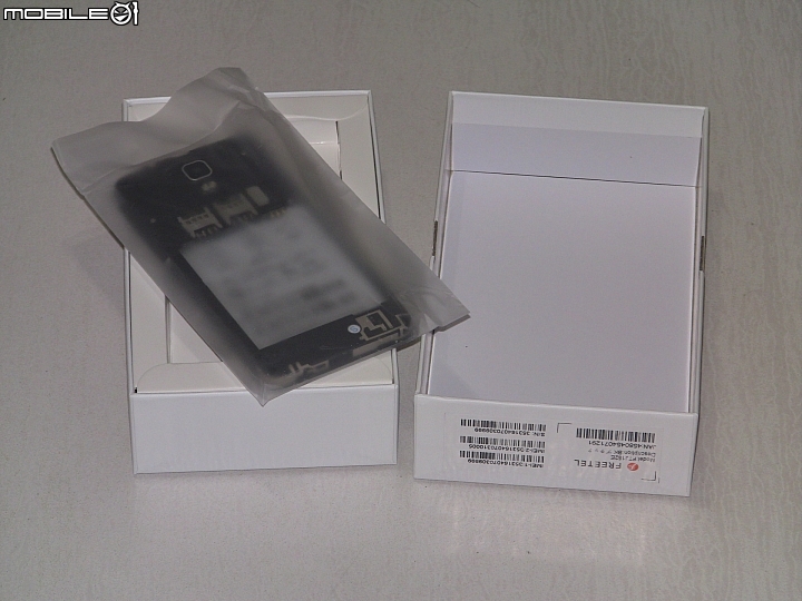 東京買回的Freetel Katant 01 廉價WP簡易開箱