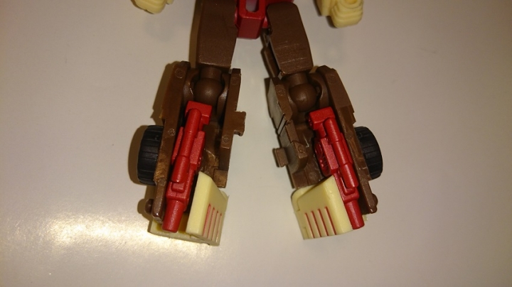 [變形金剛]開箱文 UT 傳奇級人狼&郭文  變形金剛介紹文15