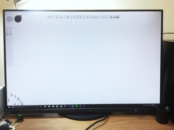 關於 EIZO EV2455 這樣算是正常嗎？