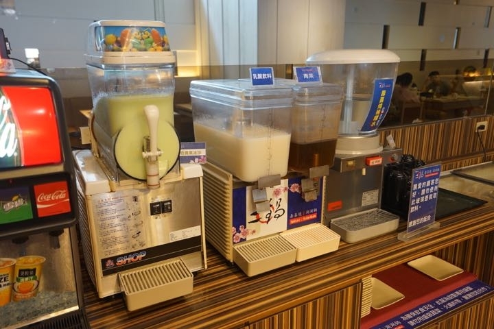 〔食〕【台南吃到飽】二鍋壽喜燒／涮涮鍋吃到飽｜Focus樓上。就是要大口吃肉吃到飽！