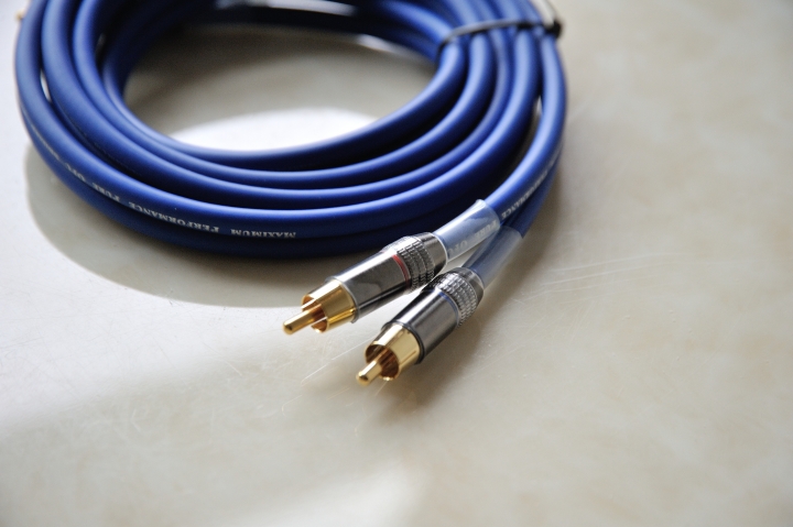 [開箱] Edifier R2730DB開箱心得報告