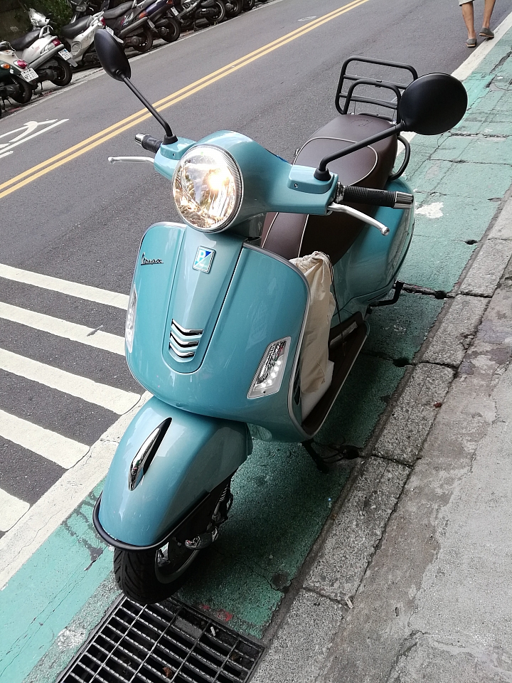 vespa gts 70th 簡易開箱