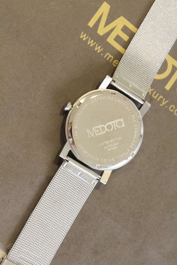 ［開箱］MEDOTA Luxury 輕薄極簡大面手錶
