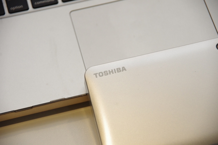 【分享】快輕小的備份方法  Toshiba Canvio Connect II 3TB 心得分享