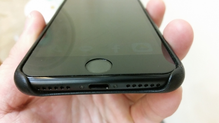 iPhone7 使用四款保護殼的心得