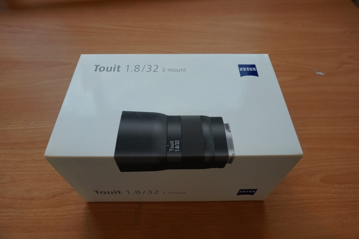 Zeiss Touit 1.8/32開箱