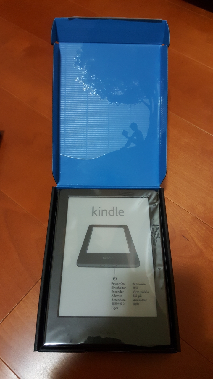 [開箱]2016入門版Kindle開箱