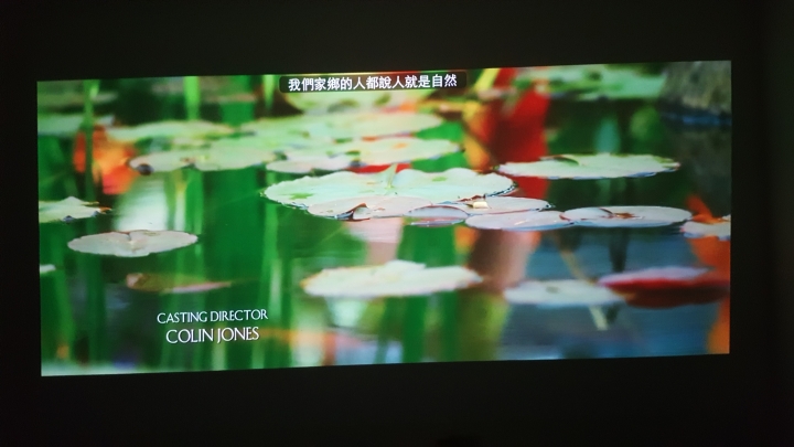 BenQ W2000 側投導演機使用心得分享