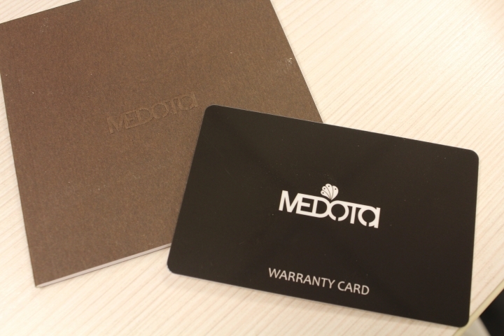 ［開箱］MEDOTA Luxury 輕薄極簡大面手錶