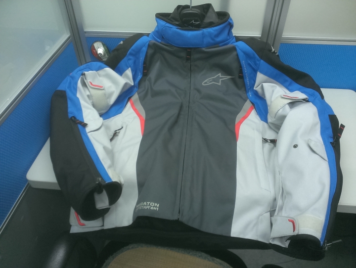 [推薦文!!] 長野~ Alpinestars~四季防摔衣~MEGATON WATERPROOF