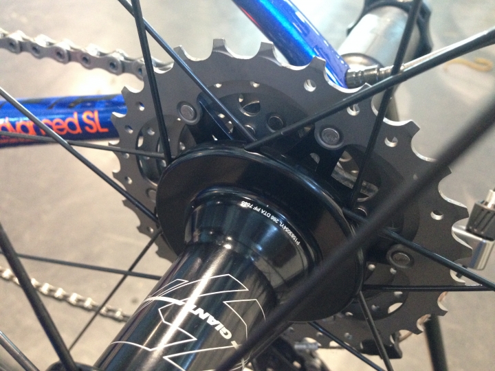 GIANT TCR Advanced SL 1 + DURA-ACE 9100全球首發??!!