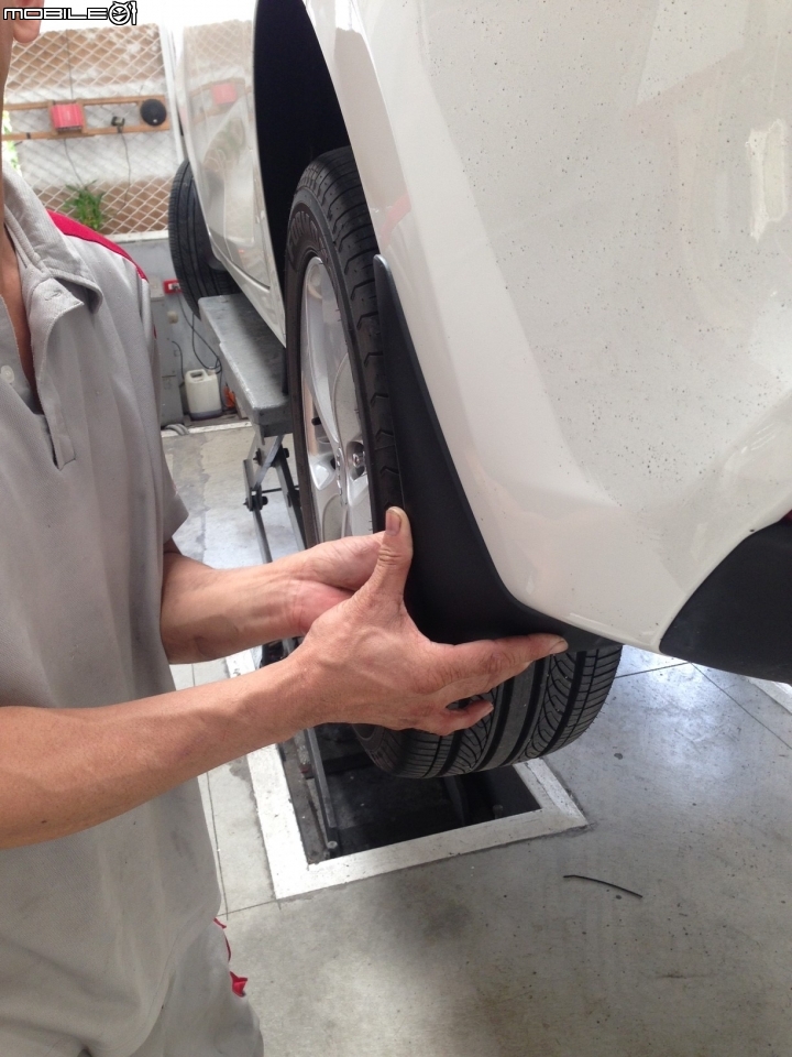 車子就是快樂的載具~再來發一篇Carens~