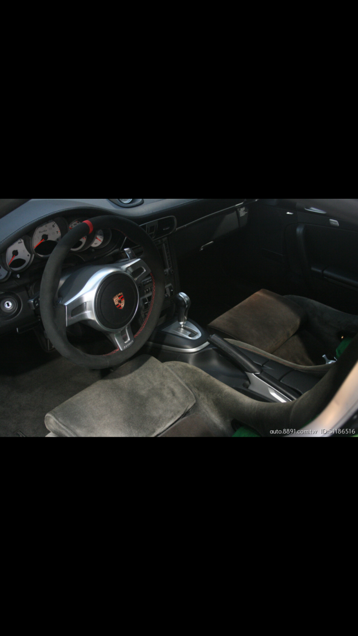 這台是997 turbo 嗎？
