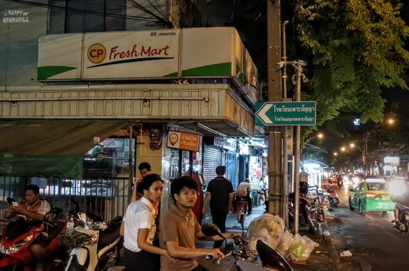 【曼谷】超值！復古輕古典設計飯店－­­­­­­­­Hotel Once Bangkok 住宿及周邊環境介紹