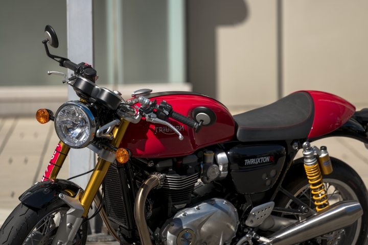 TRIUMPH THRUXTON R 新手駕駛
