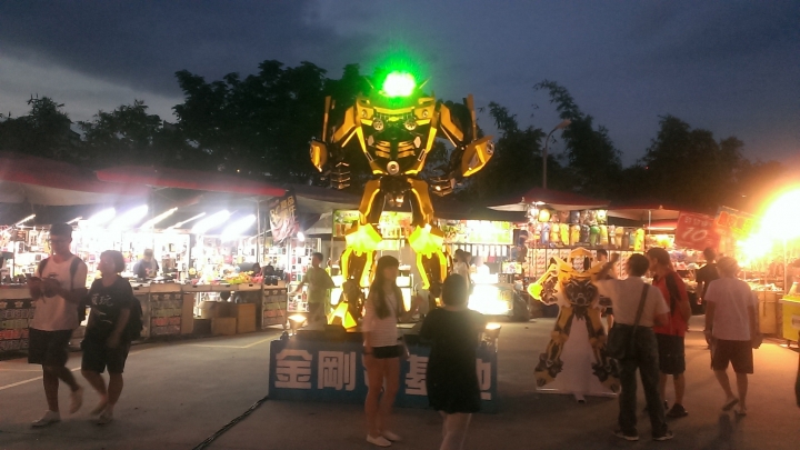 [苗栗頭份]新開幕尚順金剛基地夜市遊記．好吃好看好玩~