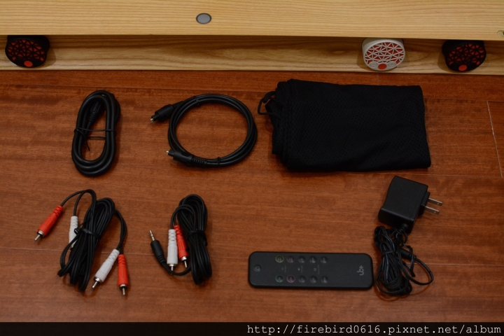 新加坡新品牌ub+ EUPHO藍牙喇叭--可串接成soundbar