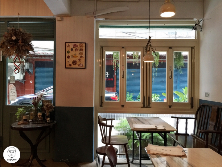 ㊥ 板橋站✰PONPIE澎派✰甜點用料實在就澎派，板橋巷弄低調咖啡館值得品嘗