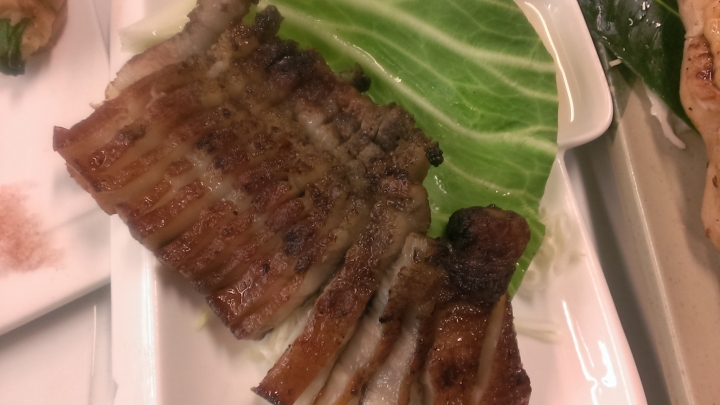 [燒烤/炭烤/串烤/串燒/炸物/串物/鍋物/宵夜]苗栗頭份黑白烤碳烤料理食記~平價好吃~