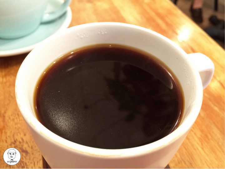 ㊥ 板橋站✰PONPIE澎派✰甜點用料實在就澎派，板橋巷弄低調咖啡館值得品嘗