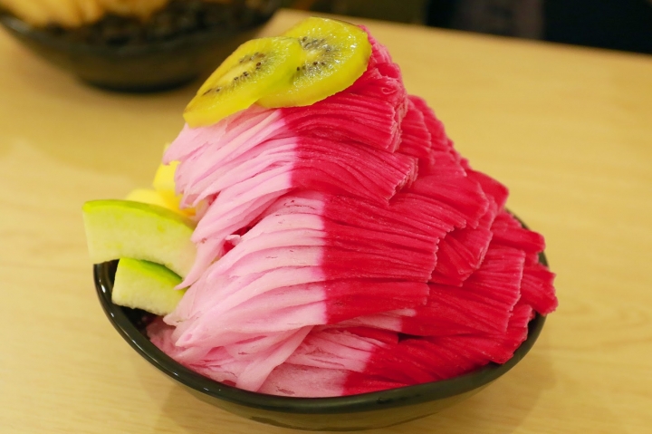 [台南][東區] 淙泉雪花冰~與日本同步的無重力雪花刨冰