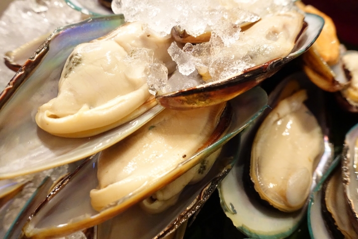 [食記] W Hotel。The Kitchen Table 西餐廳。信義區裡的時尚Buffet--周日菜色!