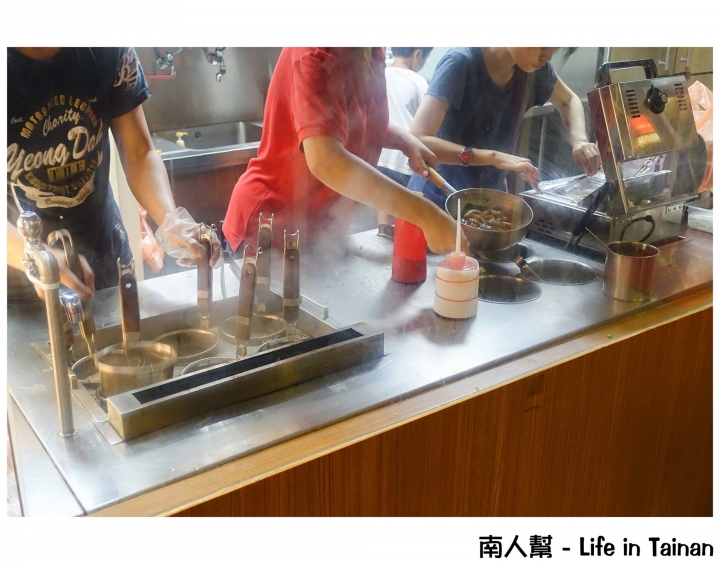 【台南南區-美食】滷味│麵食│飲品│~丐幫滷味台南金華分舵